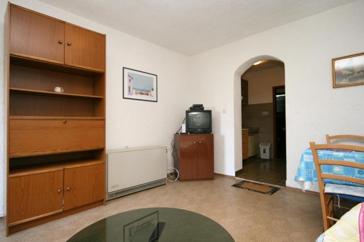 Apartment Jadranovo 5533A Kültér fotó